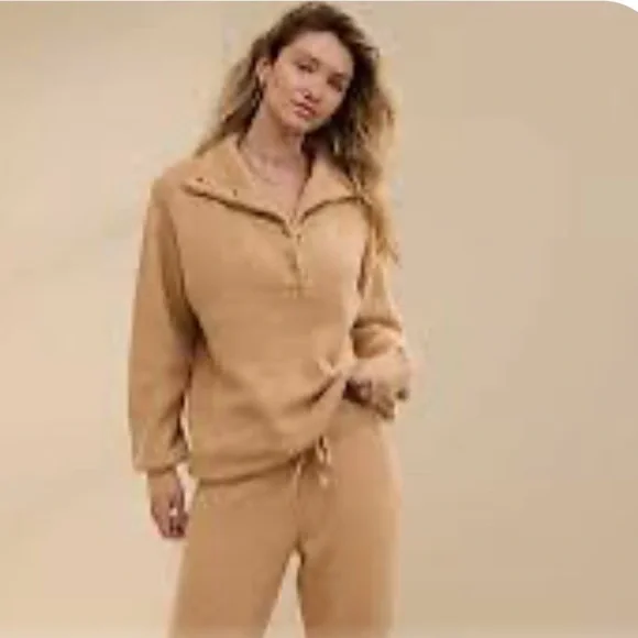 Aerie Beige  CozyUp Waffle Button Sweater in a tan color. Size Small NEW - Picture 12 of 12